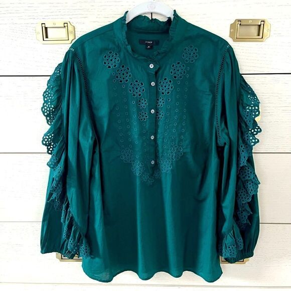 J. Crew Women’s Emerald Green Eyelet 1/2 Button Exaggerated Ruffle Sleeve Blouse - Picture 3 of 8